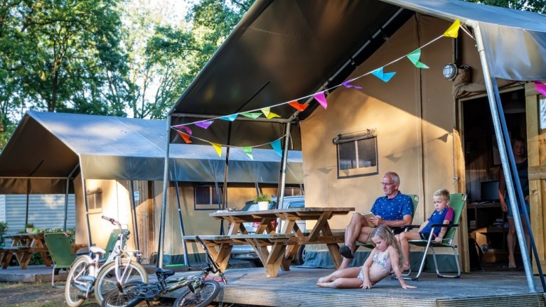 Den Blanken, Glamping